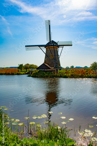 Windmill at Kinderdijk - Beautiful sunny day © Pacinka