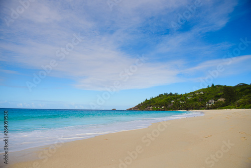 Fototapeta Naklejka Na Ścianę i Meble -  Beautiful empty Seychelles beach view sun day