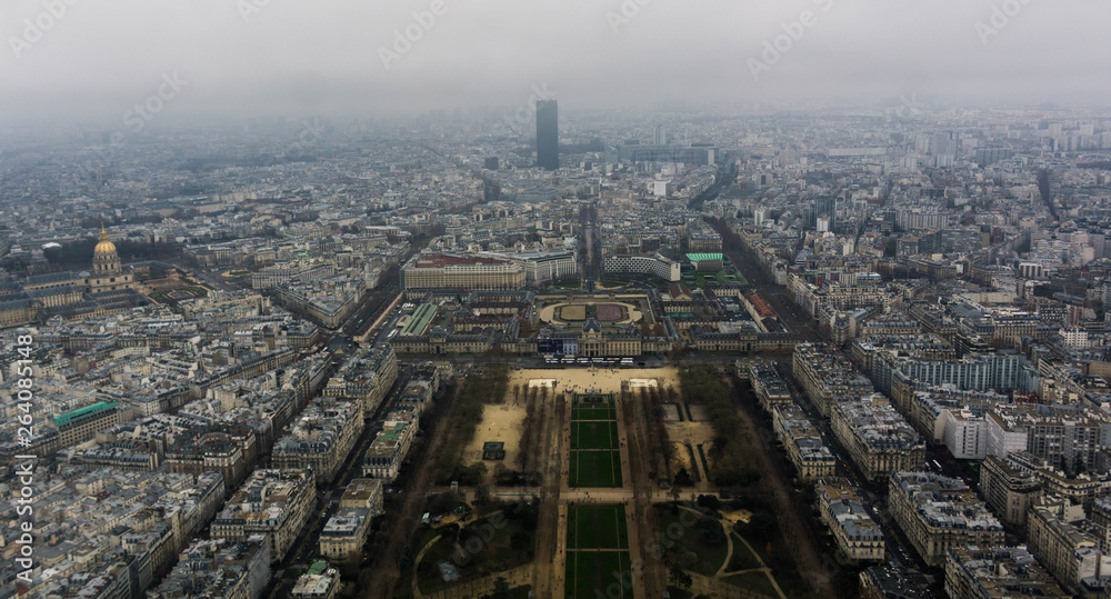 Field of Mars seen from the eiffel tower