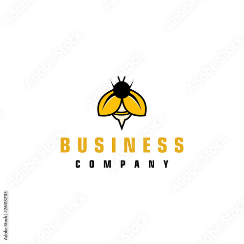Fototapeta Naklejka Na Ścianę i Meble -  Honeybee logo Vector