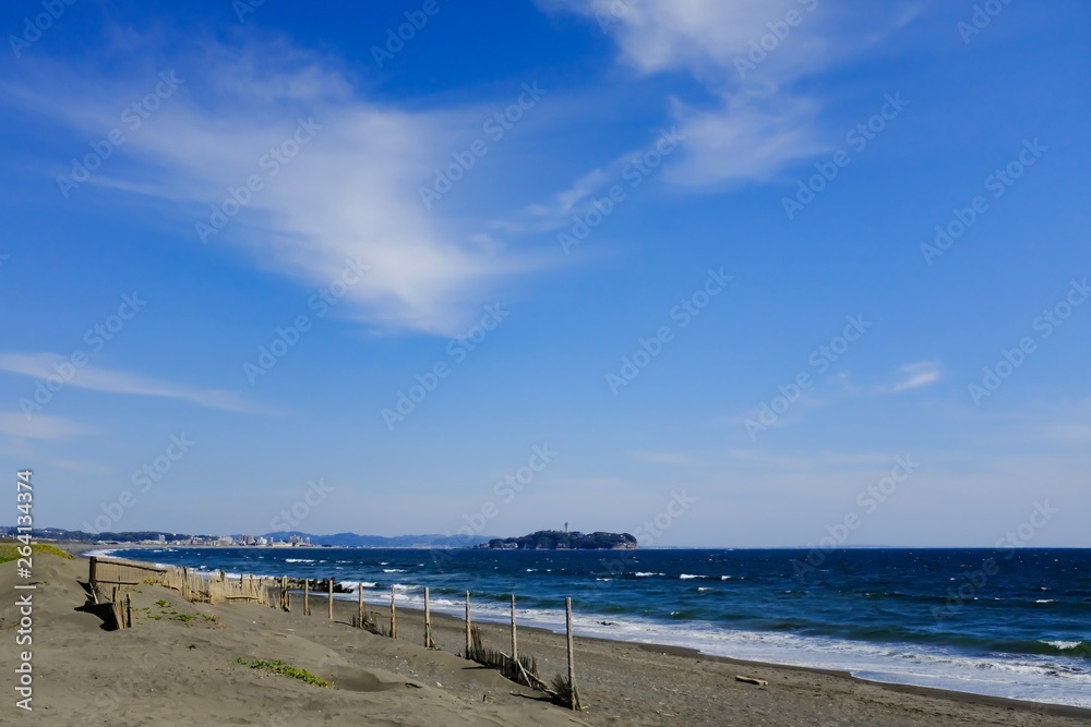 江ノ島と海岸