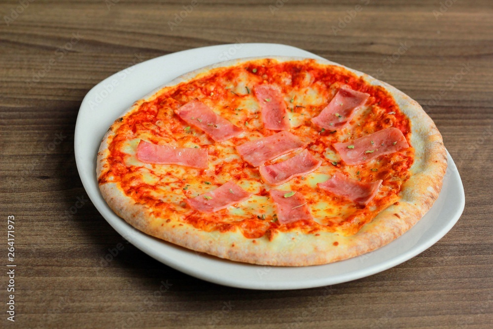 Pizza de jamón