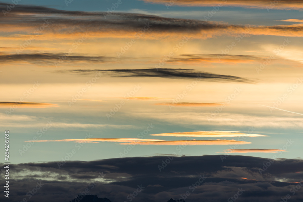 Sonnenaufgang in den Alpen