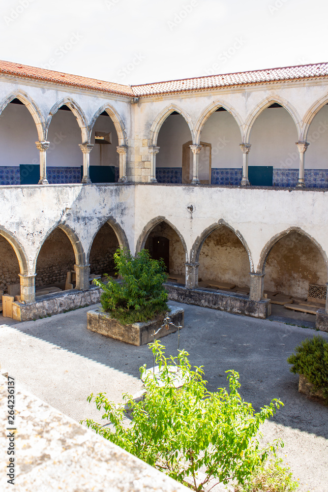 Obraz premium KNIGHTS OF THE TEMPLAR (CONVENT OF CHRIST) IN TOMAR, PORTUGAL. THE WALLS ARE DECORATED WITH BLUE TILES SO TYPICAL FOR PORTUGAL.