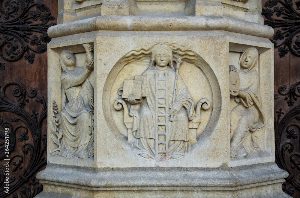 Allegory of alchemy, central portal of Notre Dame de Paris