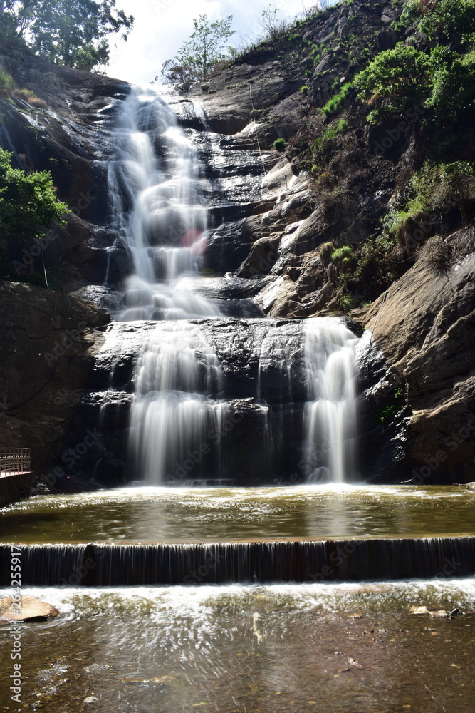 Fototapeta premium The Silver Cascade Falls