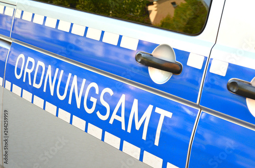 Auto vom Ordnungsamt photo