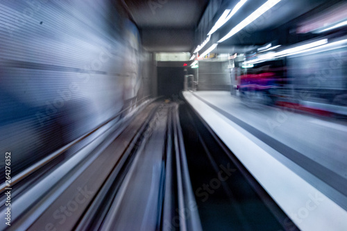 Beim Verlassen eines Tunnels © Robert