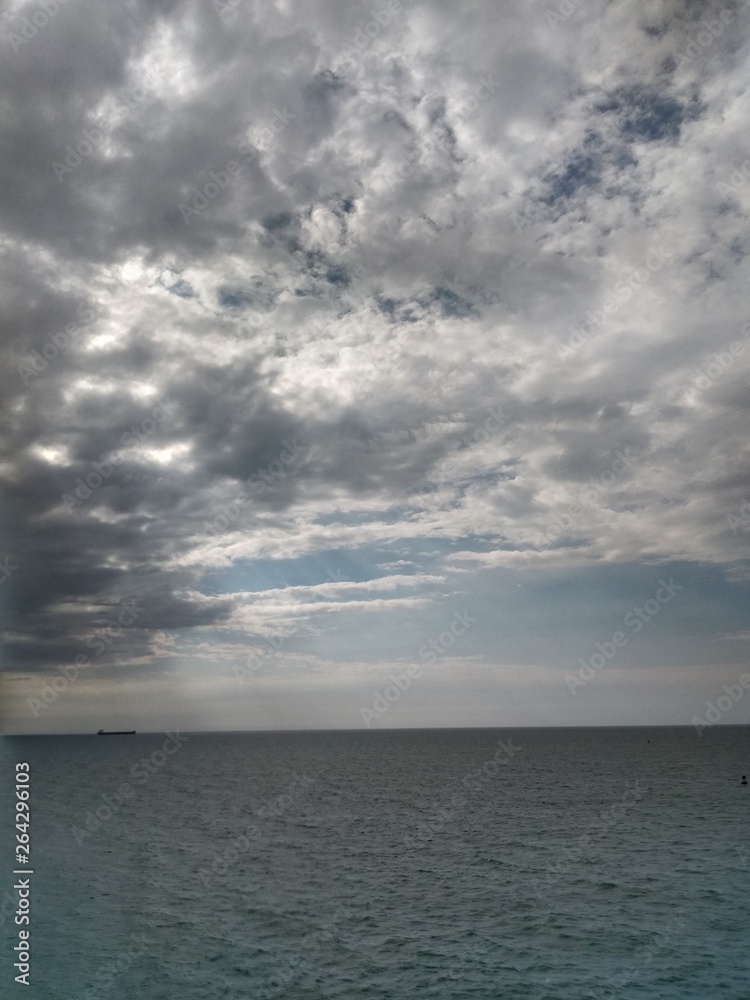 Obraz premium Cielo en el mar caribe