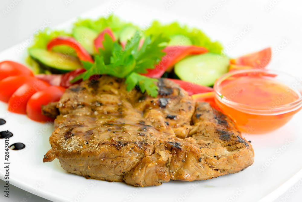 steak meat prepared with fresh vegetables 