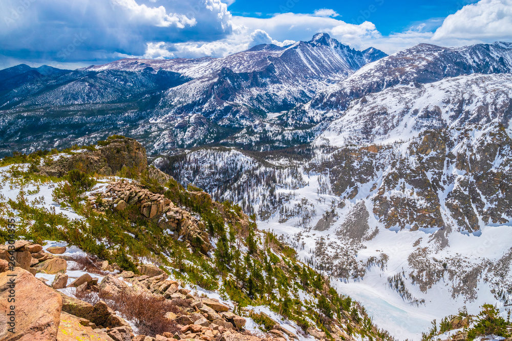 Beautiful Spring Hike to Flattop Mountain in Rocky Mountain National Park, Colorado