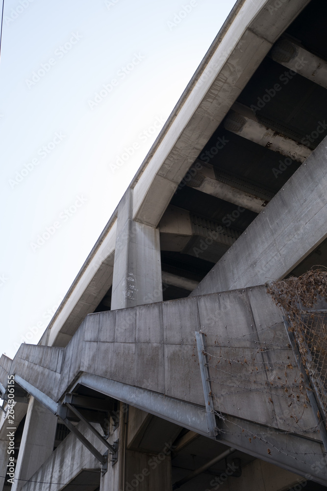 Fototapeta premium Klatka schodowa autostrady