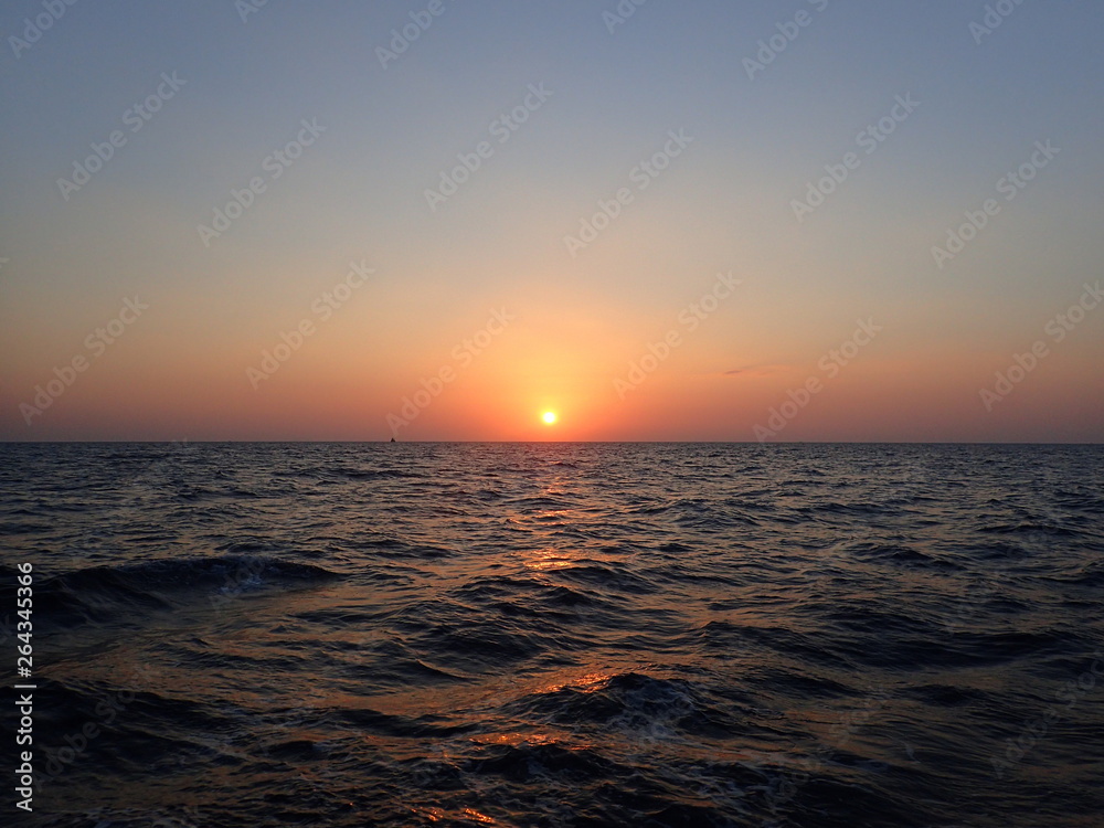 インド洋に沈む夕日 インド洋に沈む夕日