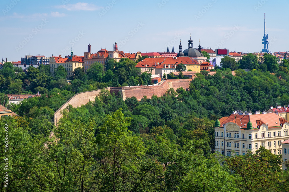 Blick auf Prag vom Vyesehradpark aus