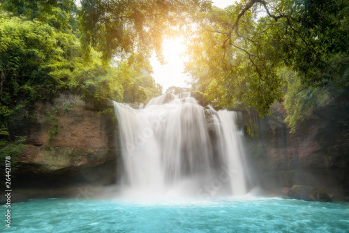 Amazing beautiful waterfalls in tropical forest at Haew Suwat Waterfall in Khao Yai National Park, Nakhonratchasima, Thailand © ake1150