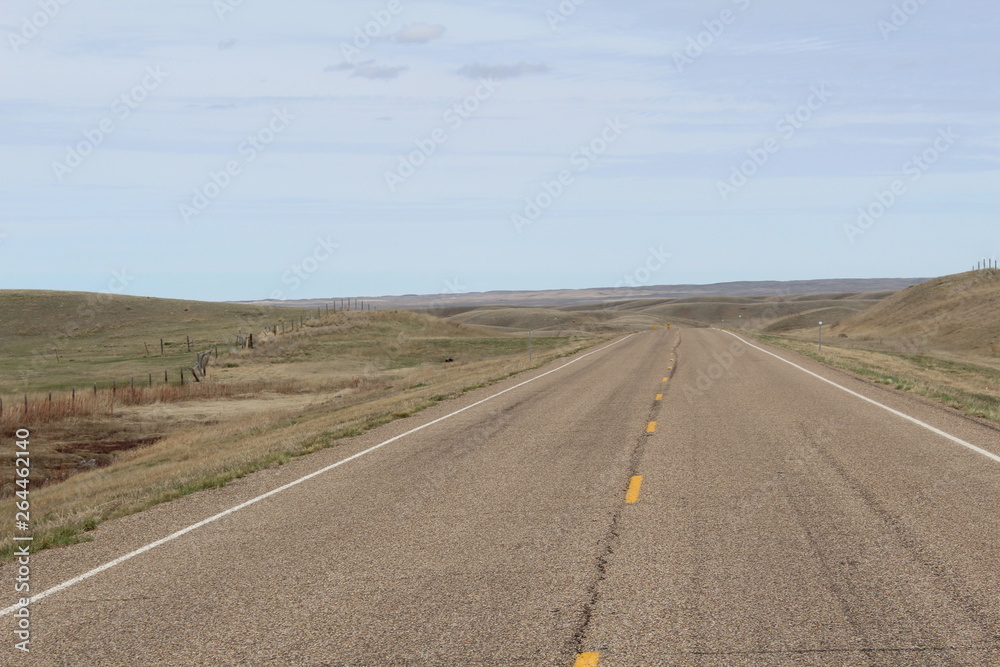 highway road stretching into the distance highway road stretching into the distance