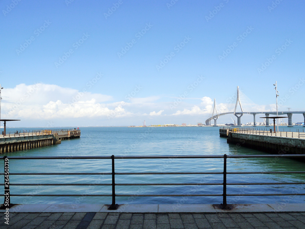 Puente de la Constitucion, called La Pepa, in the bay of Cadiz, Andalusia. Spain. Europe Puente de la Constitucion, called La Pepa, in the bay of Cadiz, Andalusia. Spain. Europe