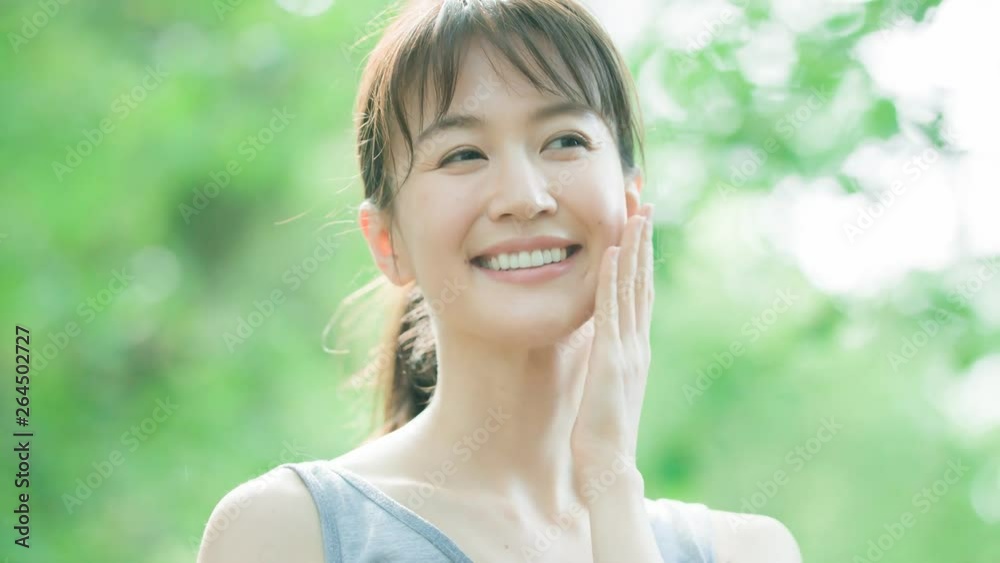 スキンケア・女性・新緑