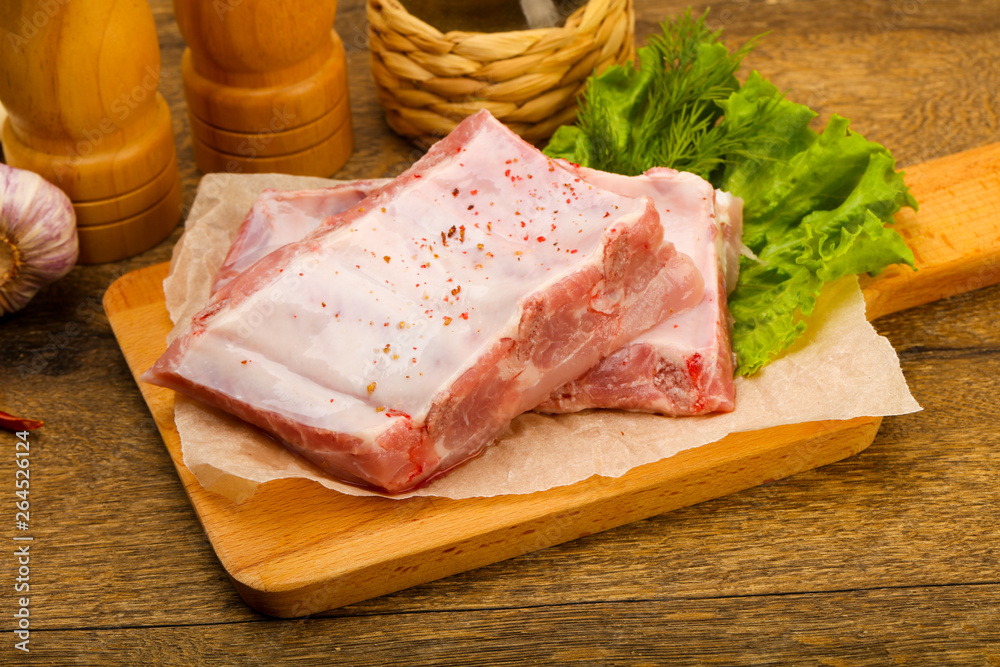 Raw pork ribs