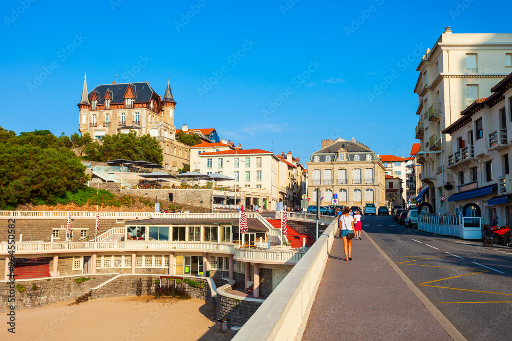 Obraz premium Centre of Biarritz city, France