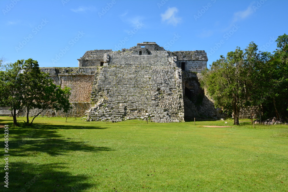 Zone Archéologique de Chichen Itza Yucatan Mexique Zone Archéologique de Chichen Itza Yucatan Mexique