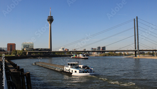 Rheinpanorama in Düsseldorf © holger.l.berlin