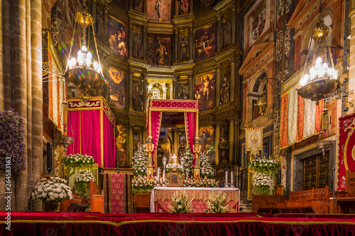 Królewski klasztor Santa Maria de Guadalupe, prowincja Caceres, Hiszpania © Jan