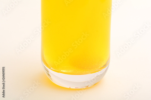 Foto Healthy orange flavour vitamin drink