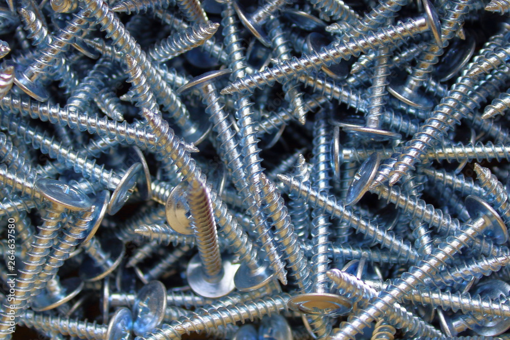 Screws scattering construction