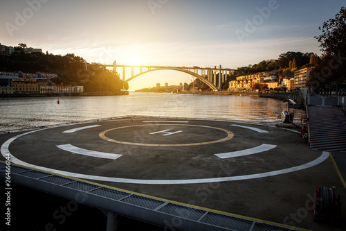 Φωτογραφία Helipad near the river