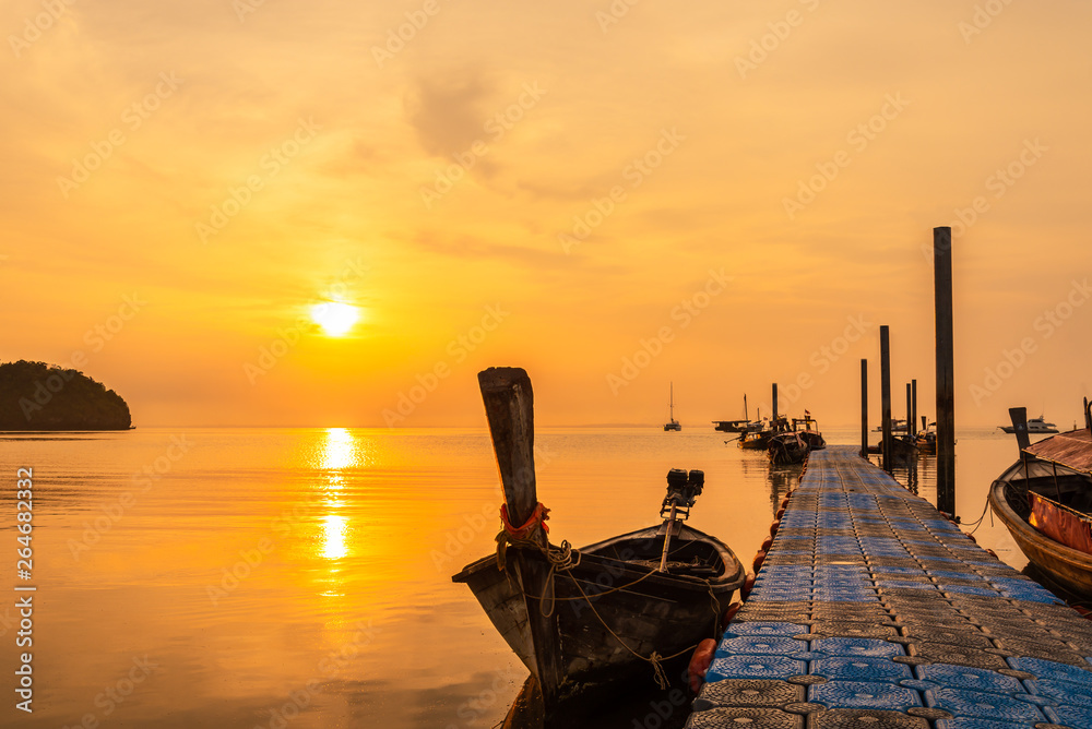 Morning sunrise at the pier Railay Bay, railay Beach railay Amphur Muang, Krabi Thailand is located in the zone of the National Park, the Nopparat Thara Beach,1 apr 2018