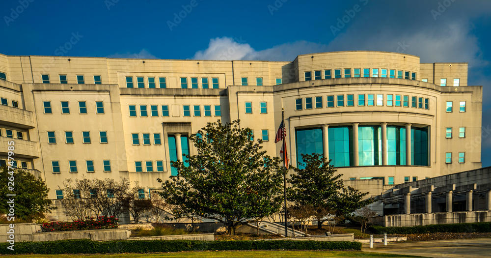 Fototapeta premium Governor Gordon Persons State Office Building