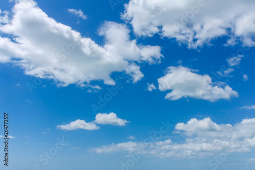 Blackground texture blue sky with white clouds in suny day.