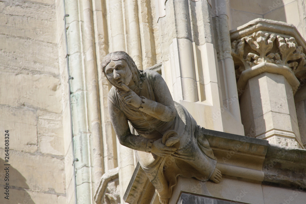 Obraz premium Gargoyle sculpture on a historic building in York England