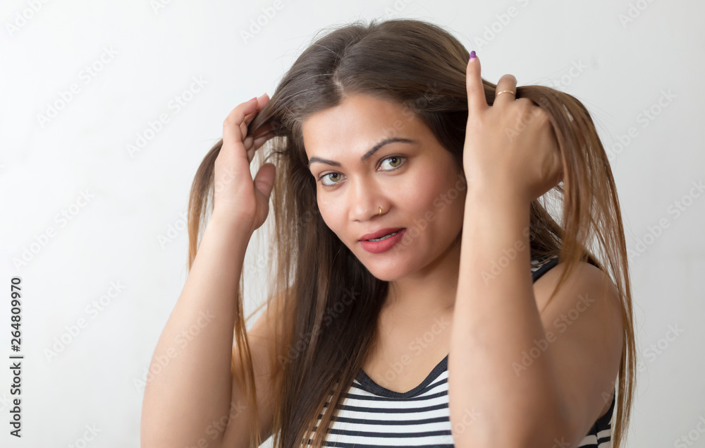 Naklejka premium Portrait of a very Beautiful woman with normal hairstyle