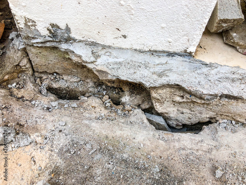 The cement floor collapsed and saw the crevices into the hollow