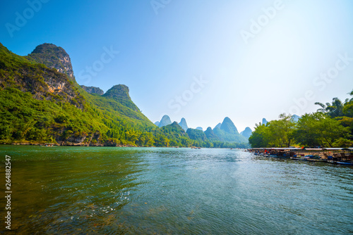 Landscape, the lijiang river, guilin karst mountainous area.The landscape of near guilin, yangshuo county, guangxi, China © 一飞 黄