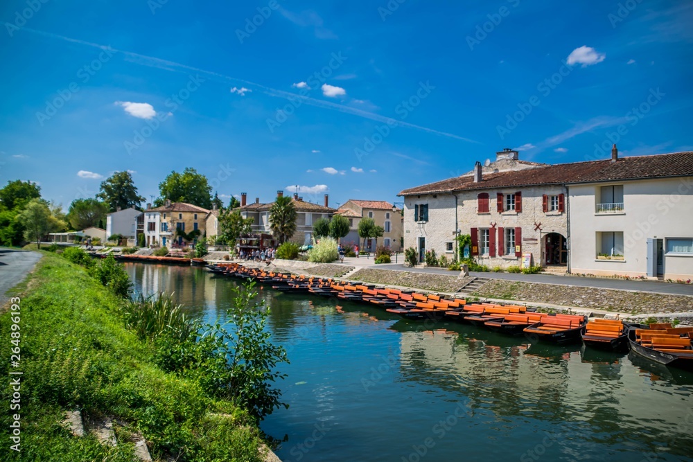 Fototapeta premium Coulon, Deux-Sèvres