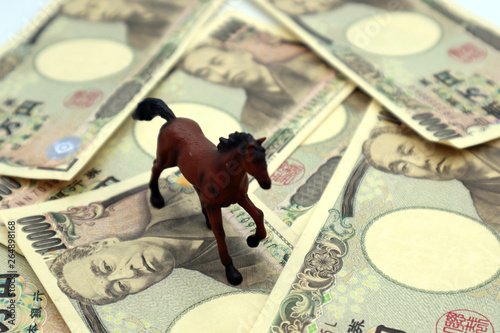 競馬、ギャンブルのイメージ