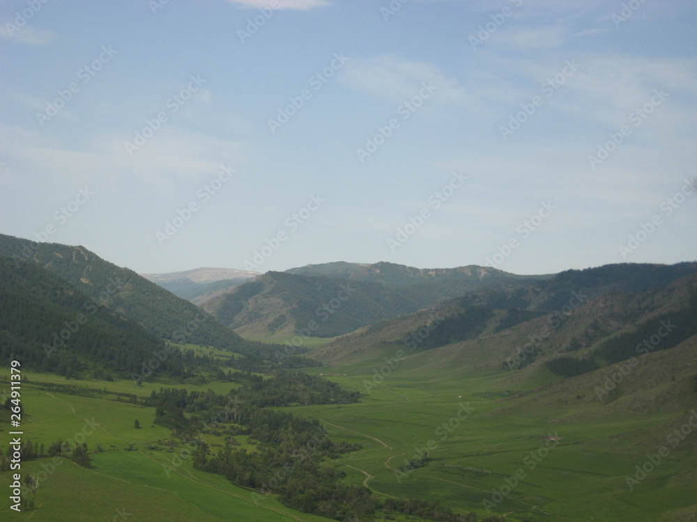 Fototapeta premium Chike-Taman pass in Altai mountains