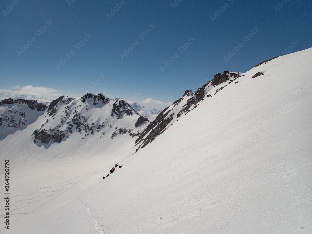 beautiful skitouring spring season in otztal alps