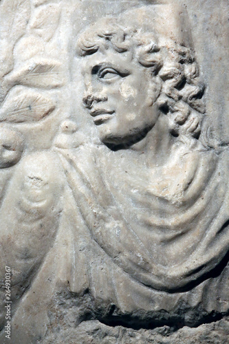 Relief représentant Mithra. Musée de la civilisation Gallo-Romaine de Fourvière. Lyon. / Low-Relief representing the God Mithras. Museum of Gallo-Roman civilization Fourvière. Lyon.