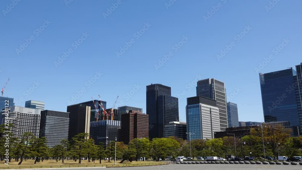 東京 丸の内 大手町 皇居前 春 青空 東京 丸の内 大手町 皇居前 春 青空