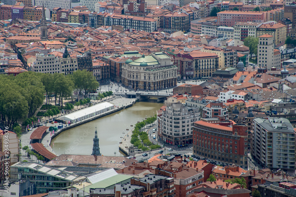 Blick auf die Altstadt von Bilbao.