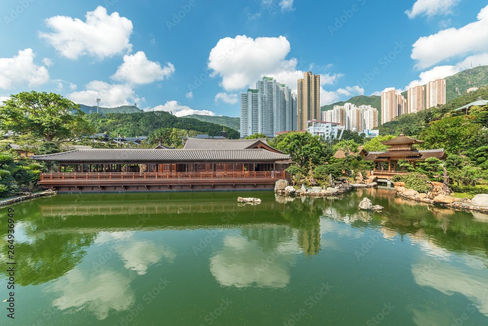 Fototapeta premium Chinese Temple - Chi Lin Nunnery in Hong Kong city