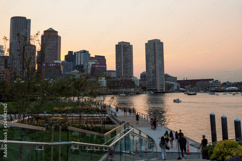Fototapeta premium Fan Pier Park, Boston, Massachusetts