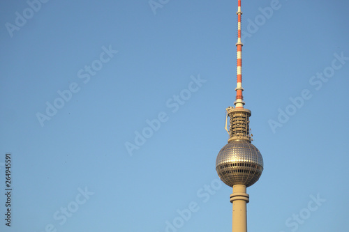 LOW ANGLE VIEW OF COMMUNICATIONS TOWER AGAINST SKY