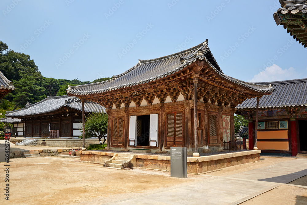 Tongdosa Temple is a famous temple in Yangsan-si, Korea.