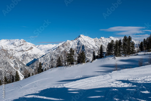 Valdidentro Valtellina Italy Winter. Skiing resort Cima Piazzi/San Colombano, Alps, ski slope. © Сергій Вовк