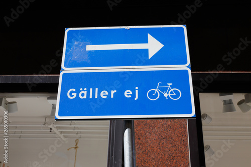 Opened Swedish one-way street for cyclists